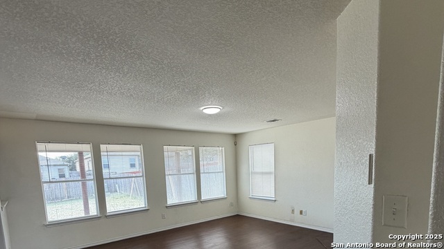 Image 11 of 20 For 6706 Harbor