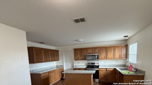 Image 13 of 20 For 6706 Harbor