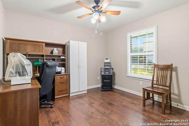 Image 22 of 39 For 2450 Grandview