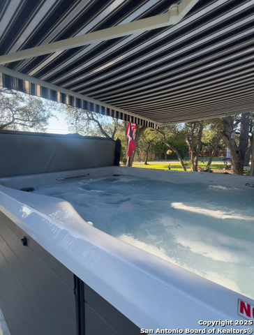 Image 28 of 39 For 2450 Grandview