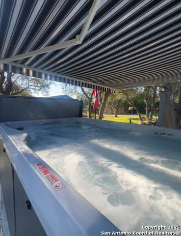 Image 33 of 39 For 2450 Grandview