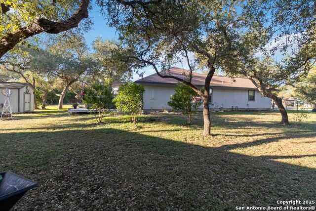 Image 35 of 39 For 2450 Grandview