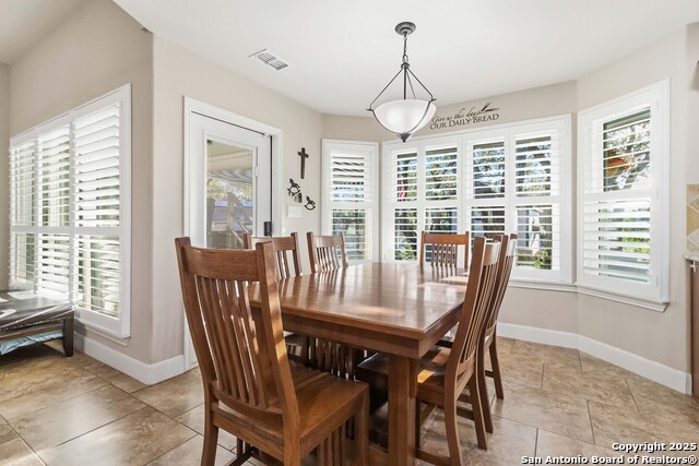 Image 9 of 39 For 2450 Grandview