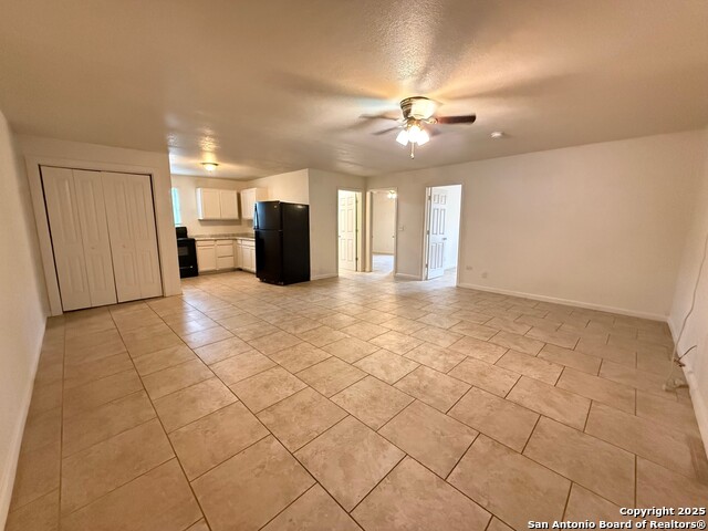 Image 3 of 9 For 1511 Ashby Pl W 3