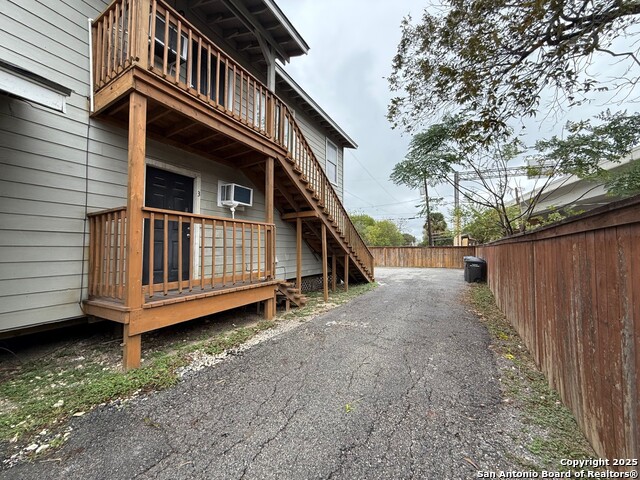 Image 9 of 9 For 1511 Ashby Pl W 3