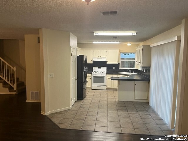 Image 4 of 17 For 10022 Windburn