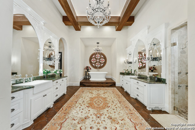 Image 13 of 27 For 640 Terrell  