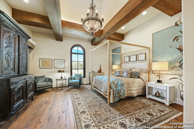 Image 24 of 27 For 640 Terrell  