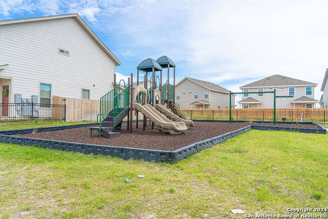 Image 19 of 19 For 7407 Gramercy Way 102