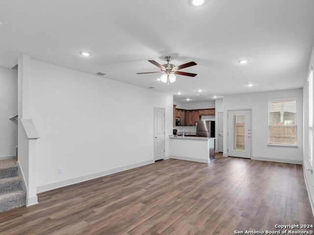 Image 5 of 19 For 7407 Gramercy Way 102