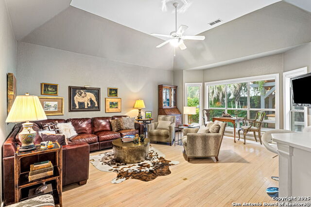 Image 17 of 37 For 67 Wolfeton  