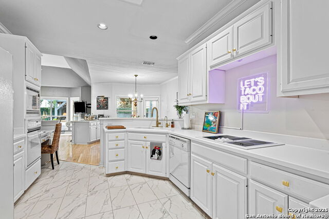 Image 22 of 37 For 67 Wolfeton  