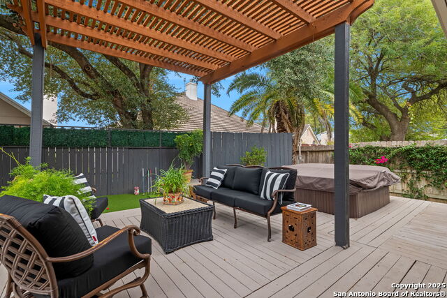 Image 23 of 37 For 67 Wolfeton  