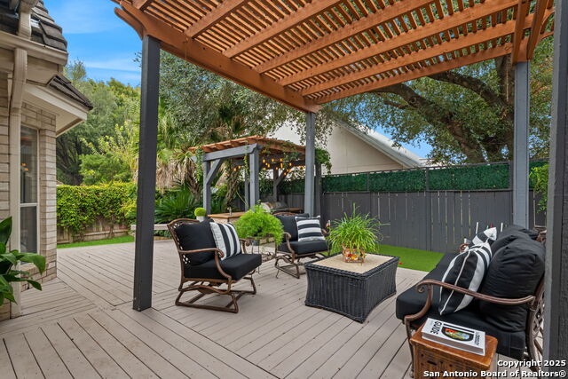 Image 24 of 37 For 67 Wolfeton  