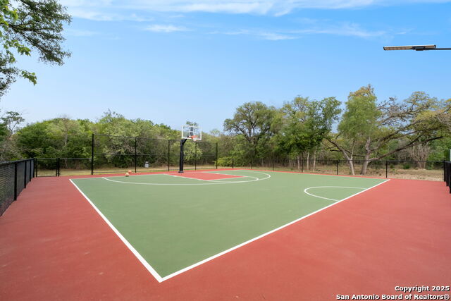 Image 36 of 37 For 67 Wolfeton  