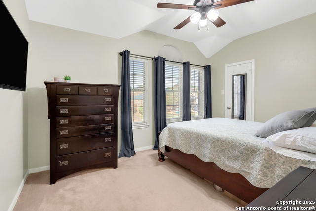 Image 23 of 46 For 1088 Running River