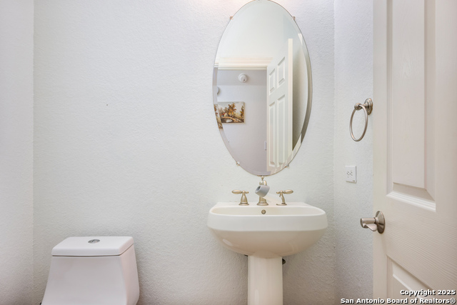 Image 18 of 46 For 43 Three Lakes Drive