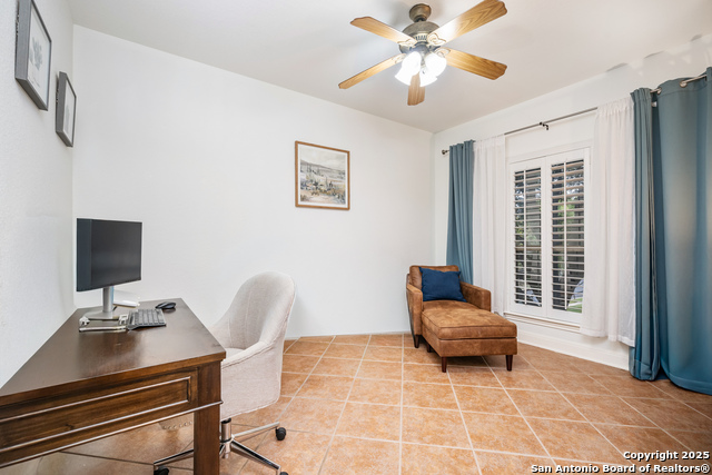 Image 25 of 46 For 43 Three Lakes Drive