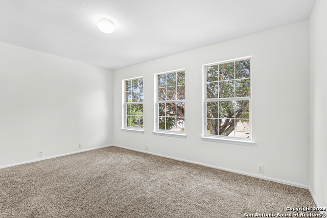 Image 21 of 28 For 3763 Browning Bluff