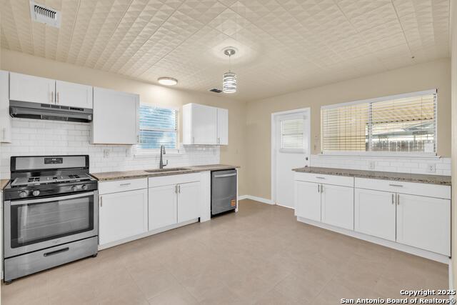 Image 4 of 38 For 2722 Lagoon  