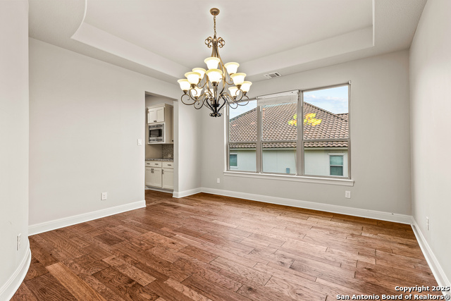 Image 15 of 50 For 24139 Vecchio