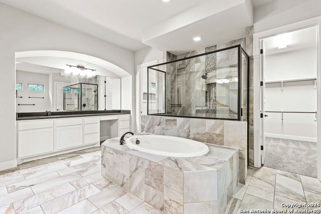 Image 34 of 50 For 24139 Vecchio