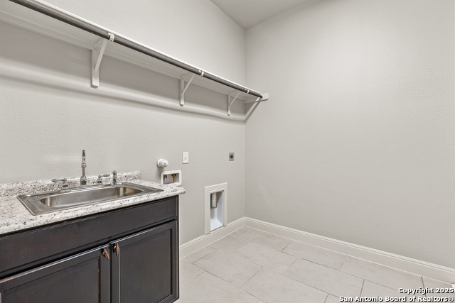 Image 38 of 50 For 24139 Vecchio