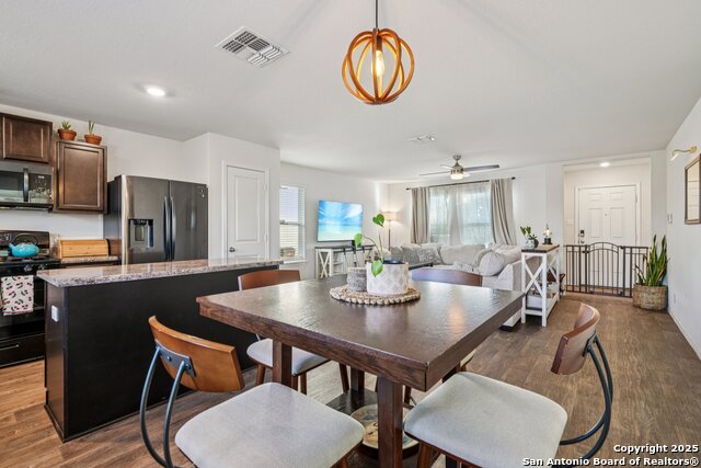 Image 33 of 35 For 8215 Blue Canal