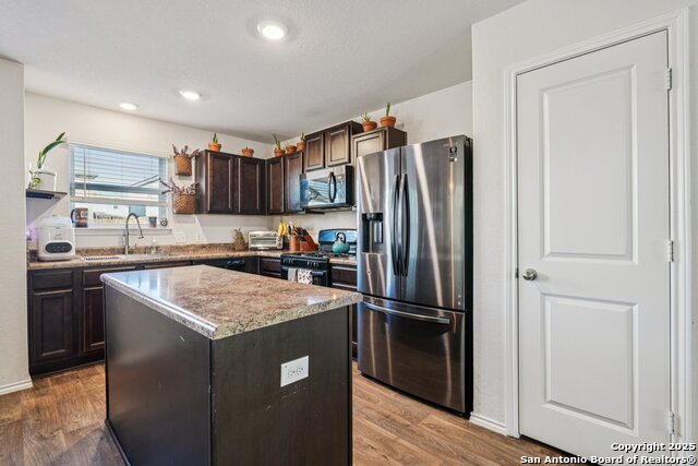 Image 34 of 35 For 8215 Blue Canal