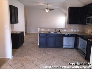 Image 4 of 8 For 324 Bandana