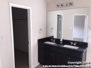 Image 6 of 8 For 324 Bandana