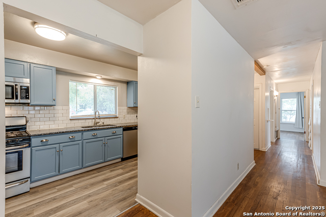 Image 10 of 29 For 354 Brettonwood Dr