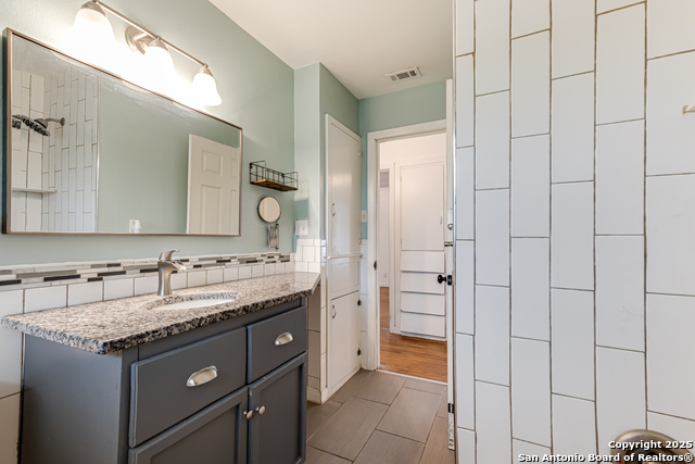 Image 23 of 29 For 354 Brettonwood Dr