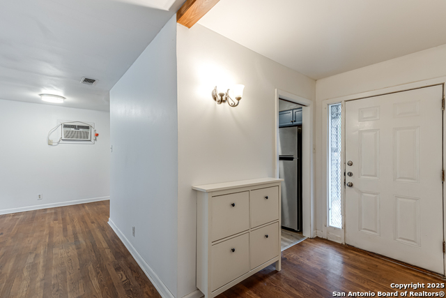 Image 6 of 29 For 354 Brettonwood Dr