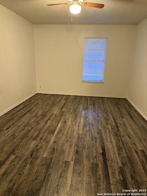 Image 8 of 8 For 911 Vance Jackson 208