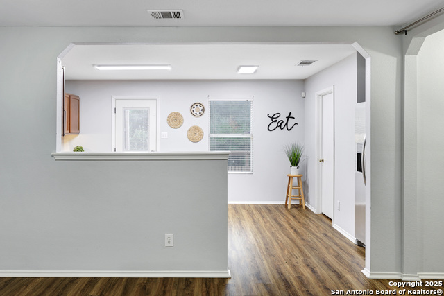 Image 8 of 26 For 25911 Torch Lily