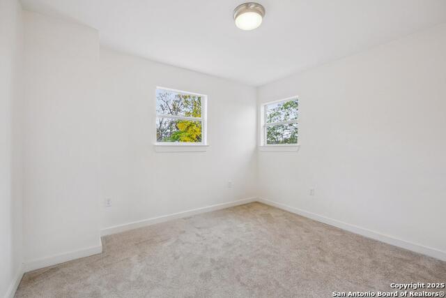 Image 23 of 29 For 314 Nika  