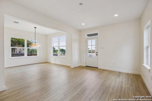 Image 3 of 29 For 314 Nika  