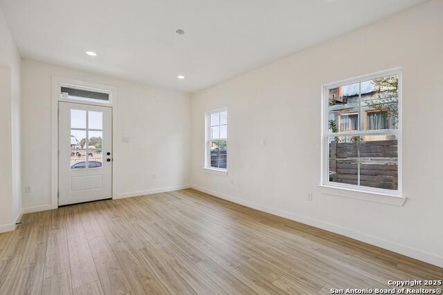 Image 4 of 29 For 314 Nika  