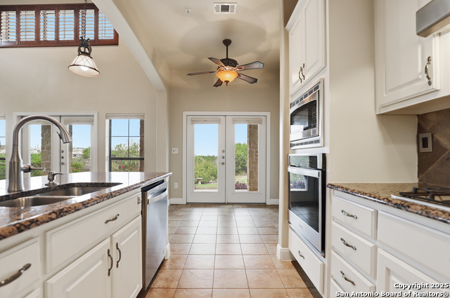 Image 12 of 34 For 7800 Sw Parkway 1710