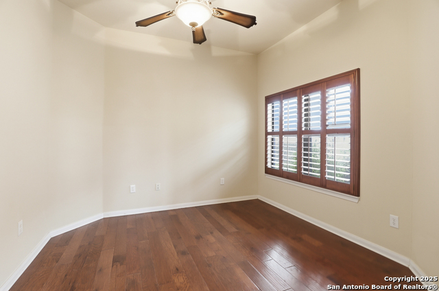 Image 15 of 34 For 7800 Sw Parkway 1710