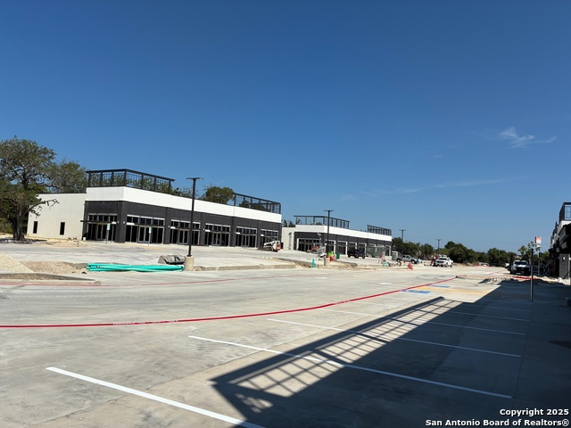 Listing photo id 8 for 5 Coughran  301