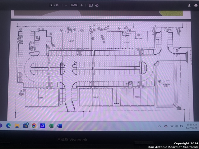 Listing photo id 4 for 5 Coughran  301