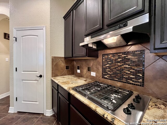 Image 17 of 46 For 8123 Poconos Run