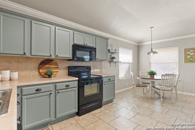 Image 11 of 34 For 2126 Wiltshire