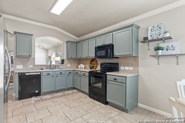 Image 14 of 34 For 2126 Wiltshire