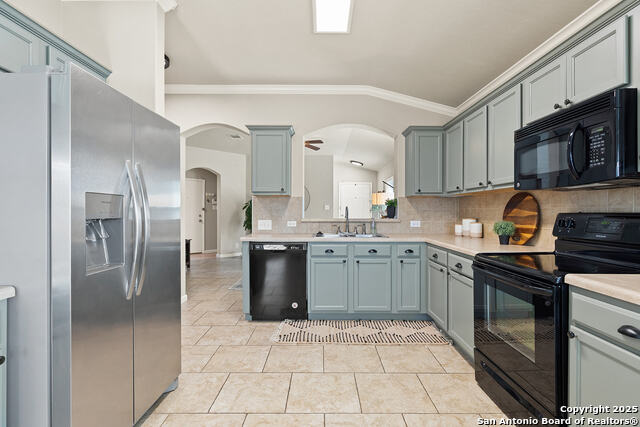 Image 16 of 34 For 2126 Wiltshire