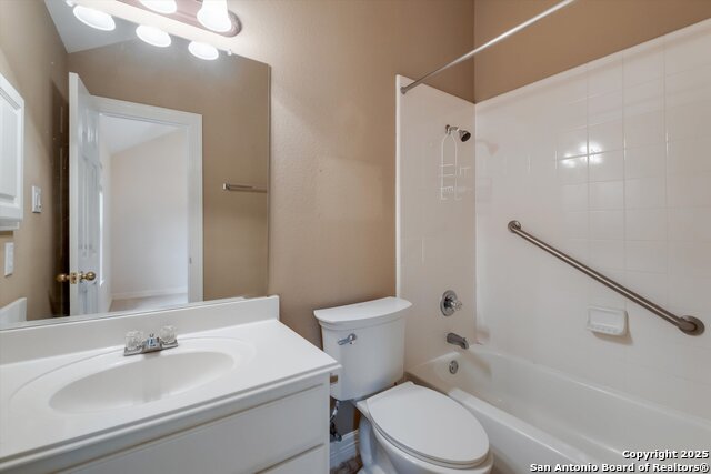 Image 16 of 23 For 23830 Golf Bridge