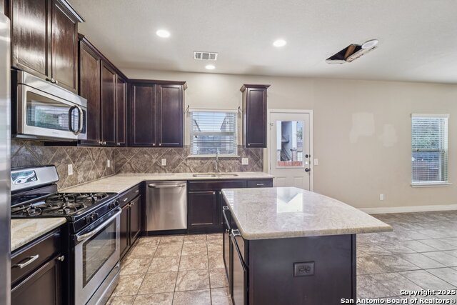 Image 13 of 34 For 8726 Atwater