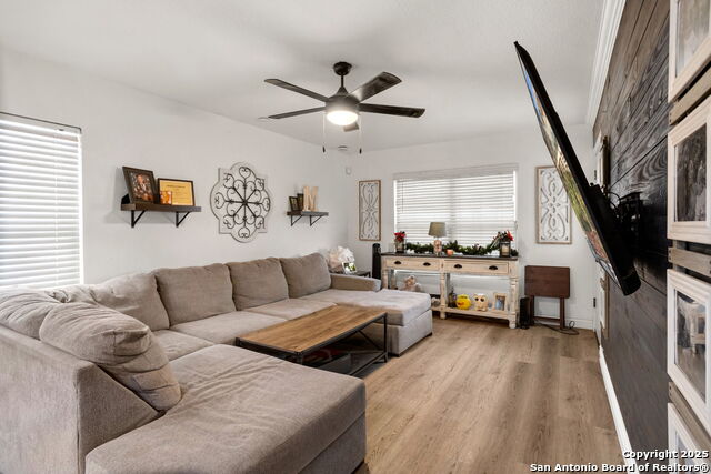 Image 5 of 15 For 243 Yolanda  